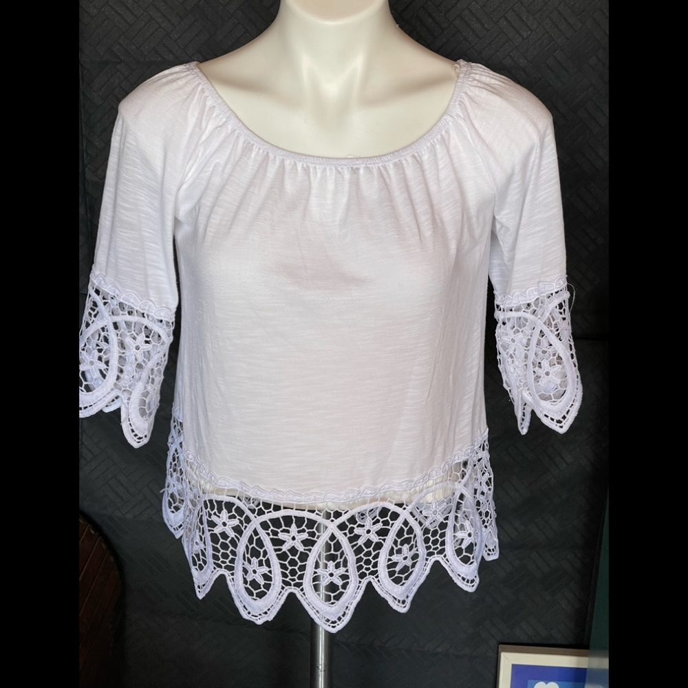 Paper + Tee peasant style blouse sz M